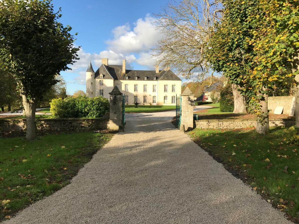 Le Chateau D'Asnieres En Bessin Luaran gambar